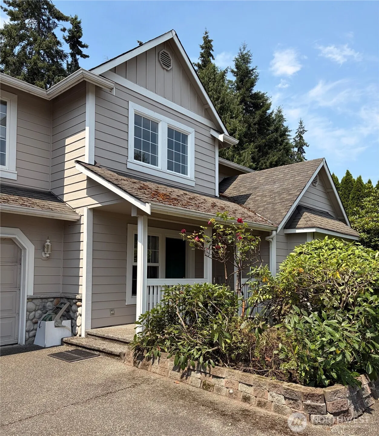 Property photo for 5724 Hillpointe Circle, Lynnwood photo 2