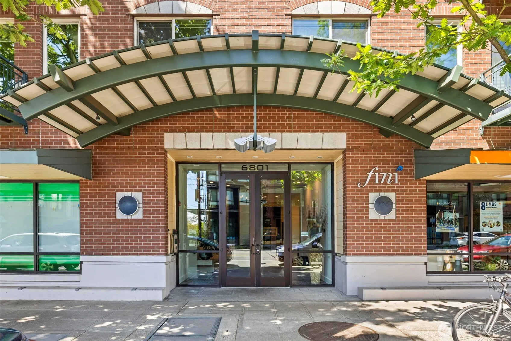 Property photo for 6801 Greenwood Avenue N #106, Seattle