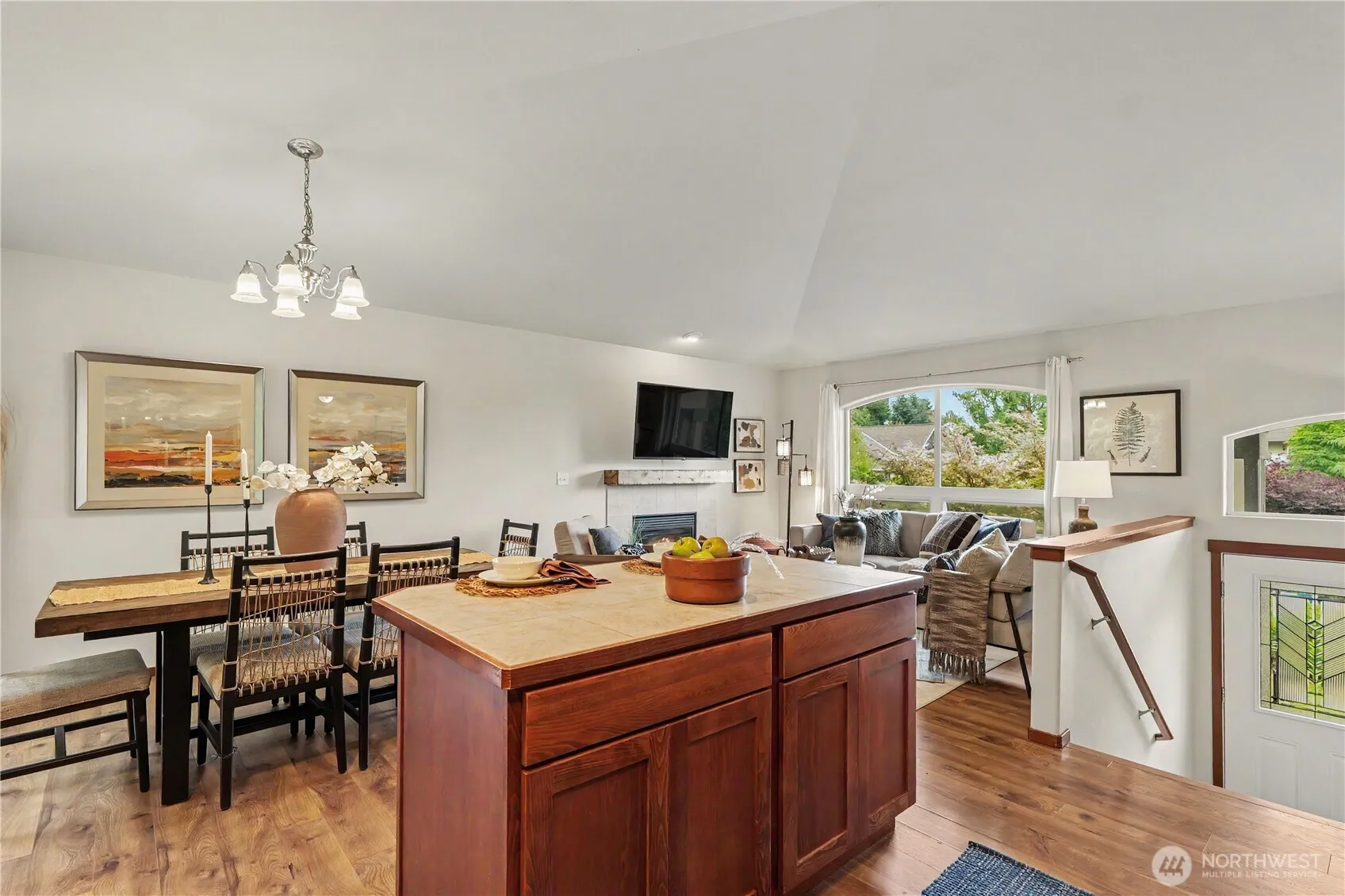 Property photo for 1100 Grant Place, Snohomish photo 5