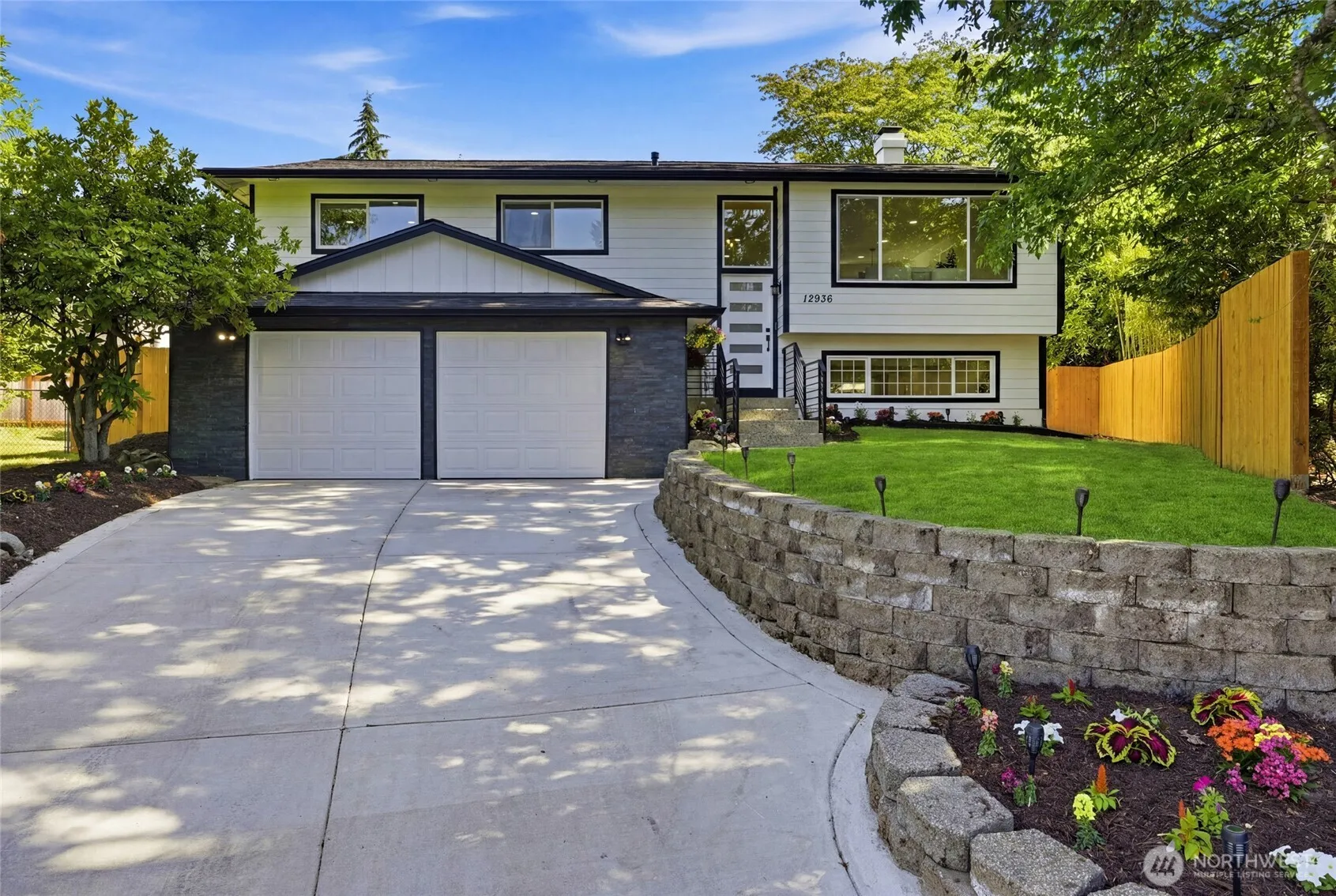 Property photo for 12936 Ne 130th St, Kirkland