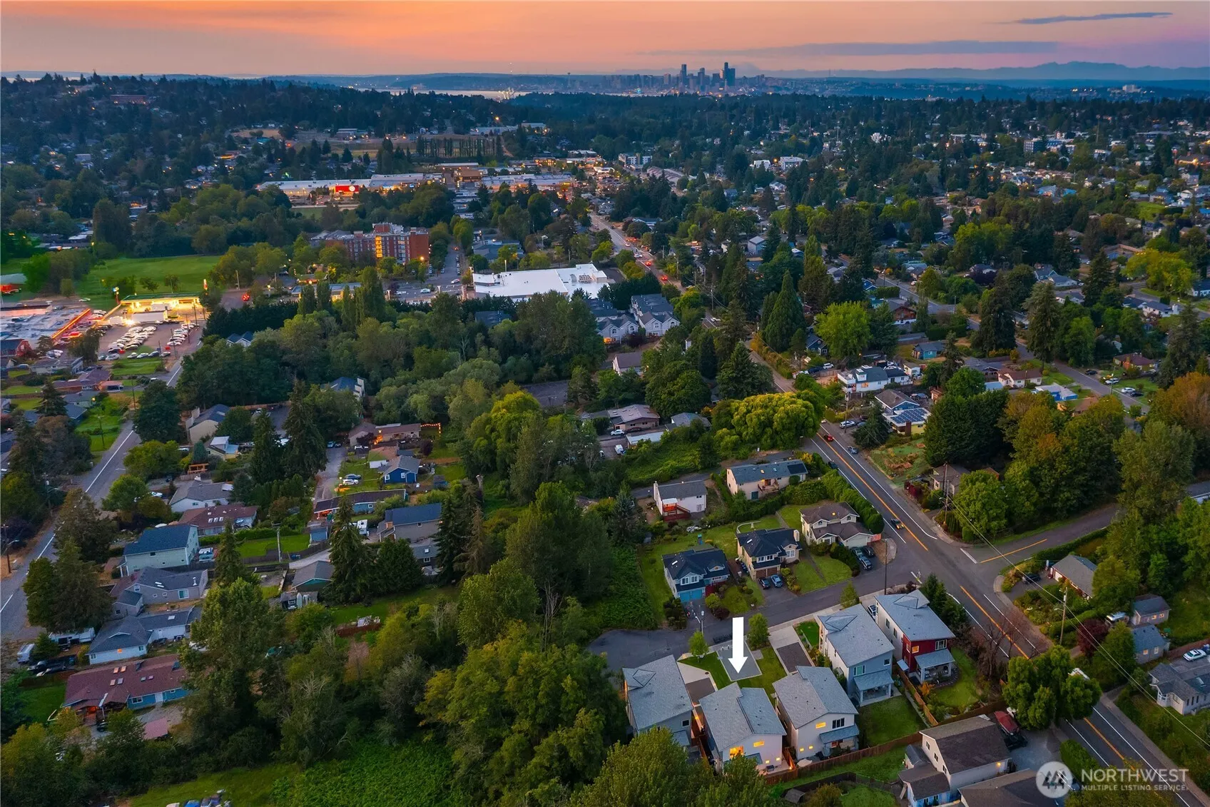 Property photo for 2627 Sw 100th Street, Seattle photo 4