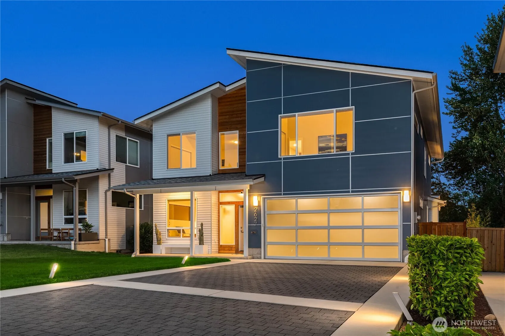 Property photo for 2627 Sw 100th Street, Seattle
