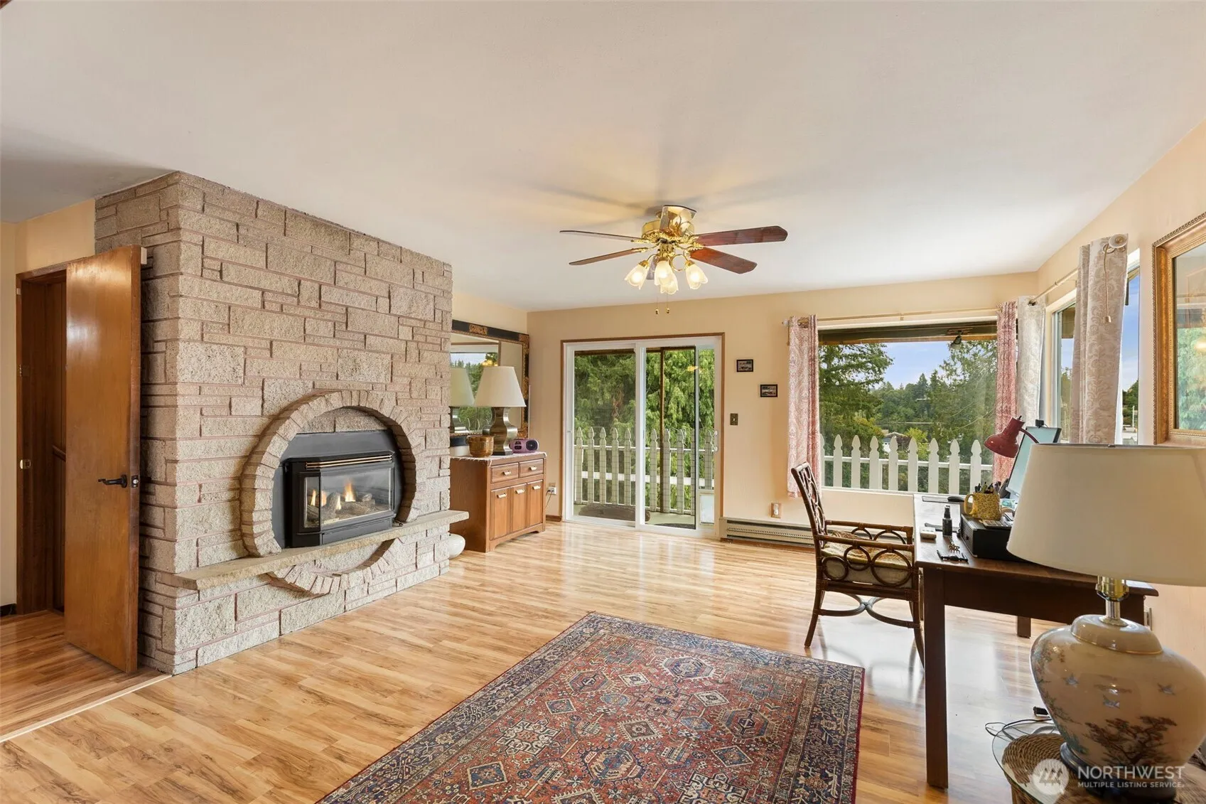 Property photo for 2722 Vincent Way Nw, Bremerton photo 3