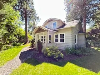 Property photo for 18812 Ne 133rd Street, Woodinville photo 2