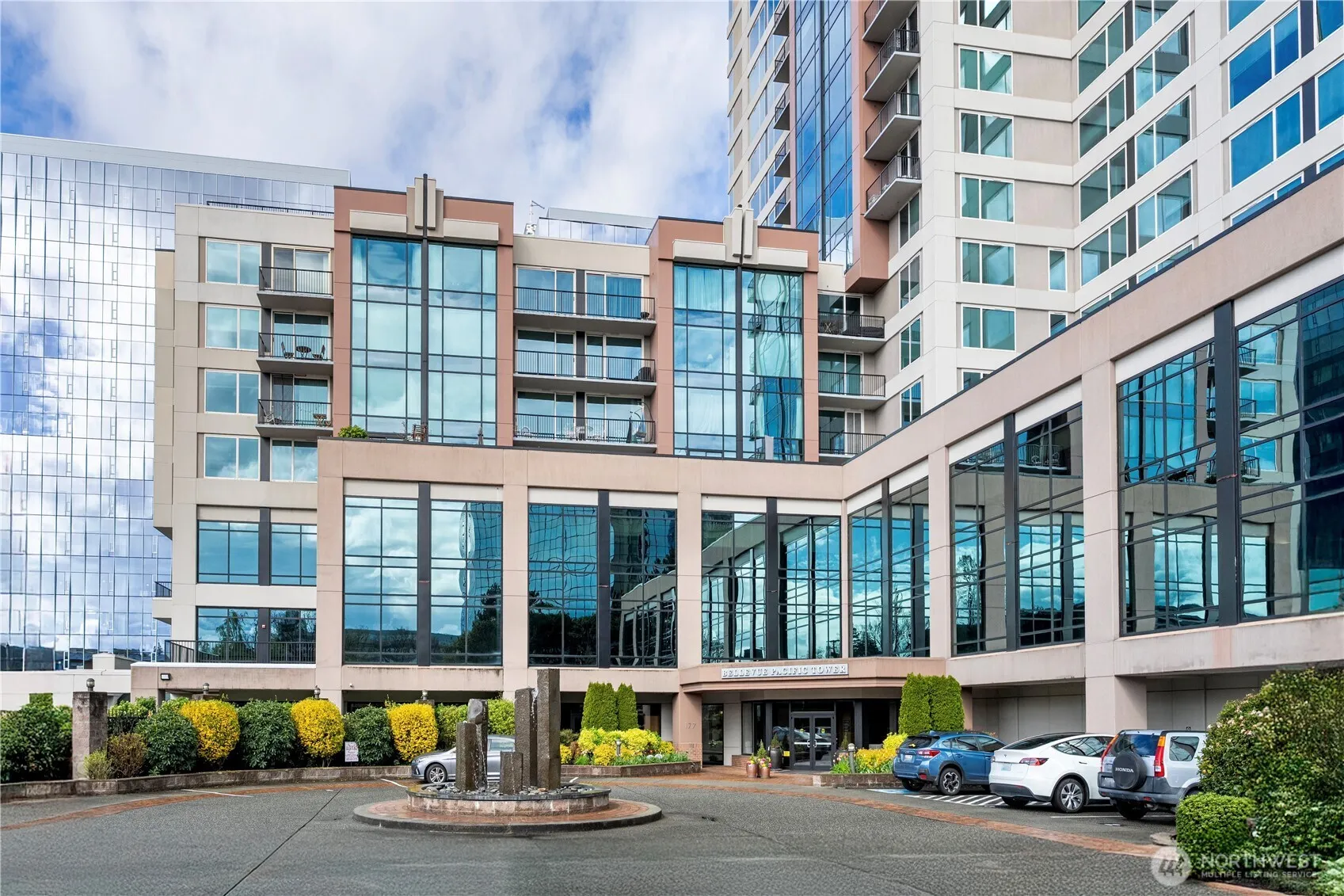 Property photo for 177 107th Avenue Ne #1501, Bellevue photo 2