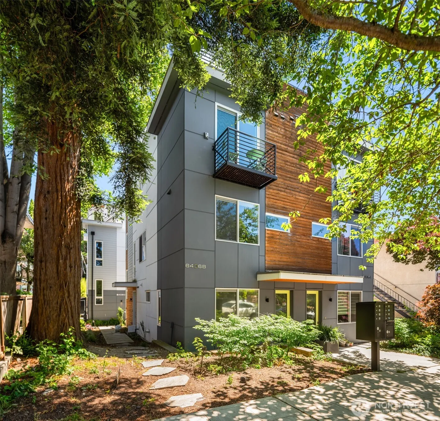 Property photo for 6408 14th Avenue Nw #b, Seattle