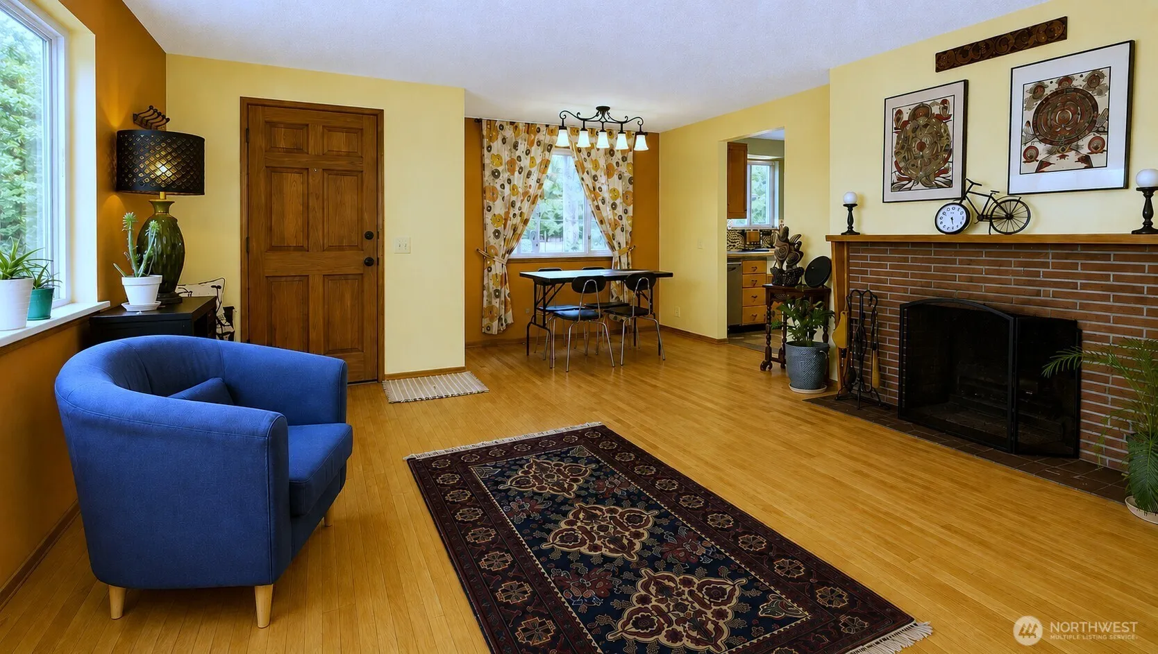 Property photo for 9219 26th Avenue Sw, Seattle photo 3