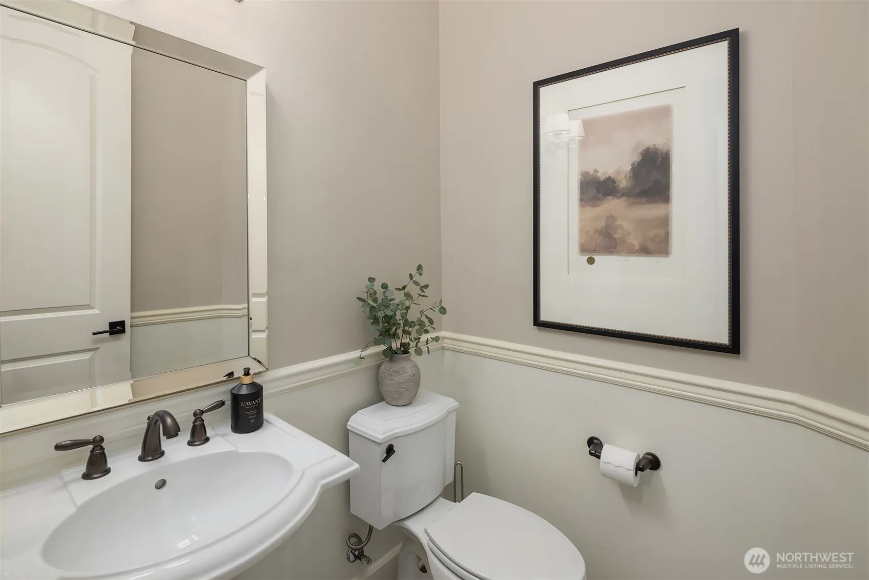Property photo for 9404 117th Avenue Ne, Kirkland photo 5