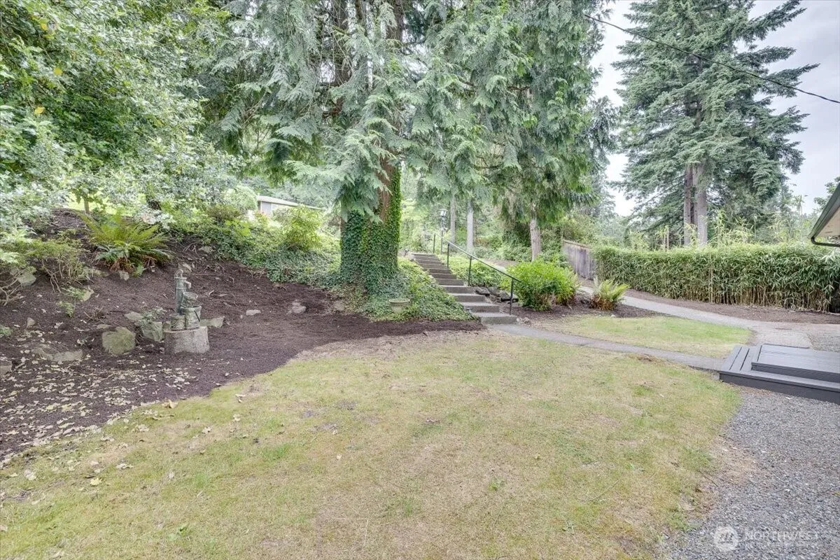 Property photo for 15062 Se 44th Street, Bellevue photo 4