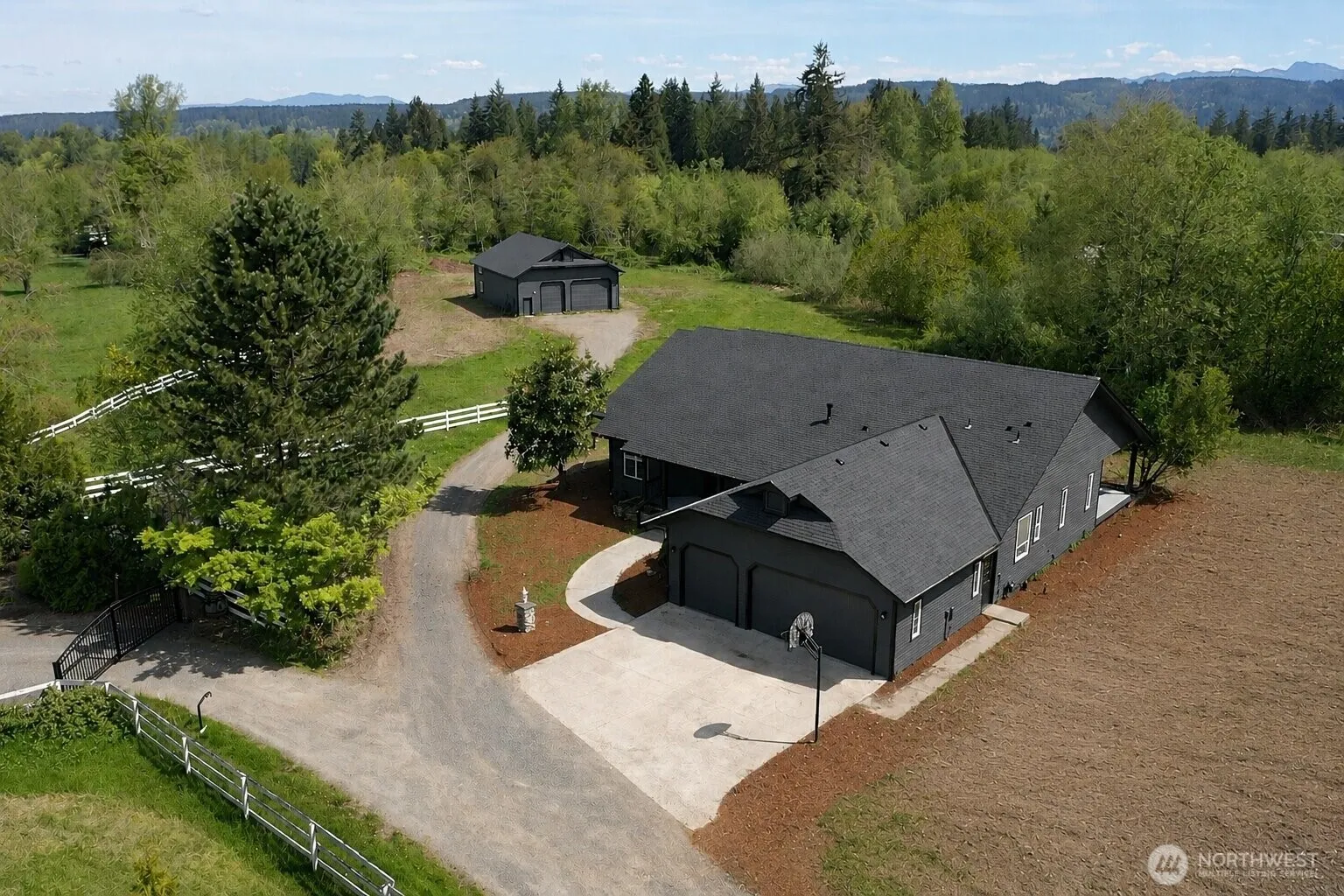 Property photo for 31728 Se Issaquah Fall City Road, Fall City