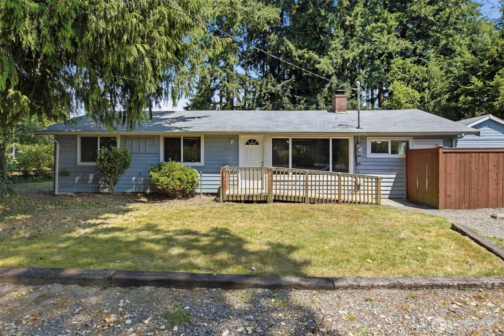 Property photo for 6201 44th Avenue E, Tacoma photo 3