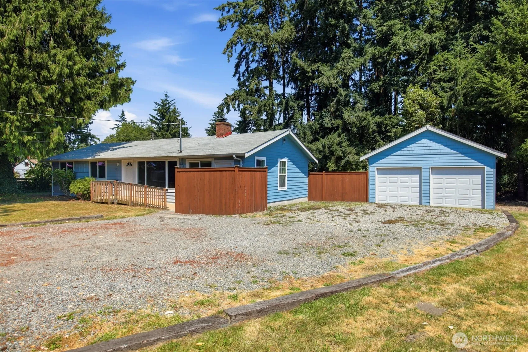 Property photo for 6201 44th Avenue E, Tacoma photo 2