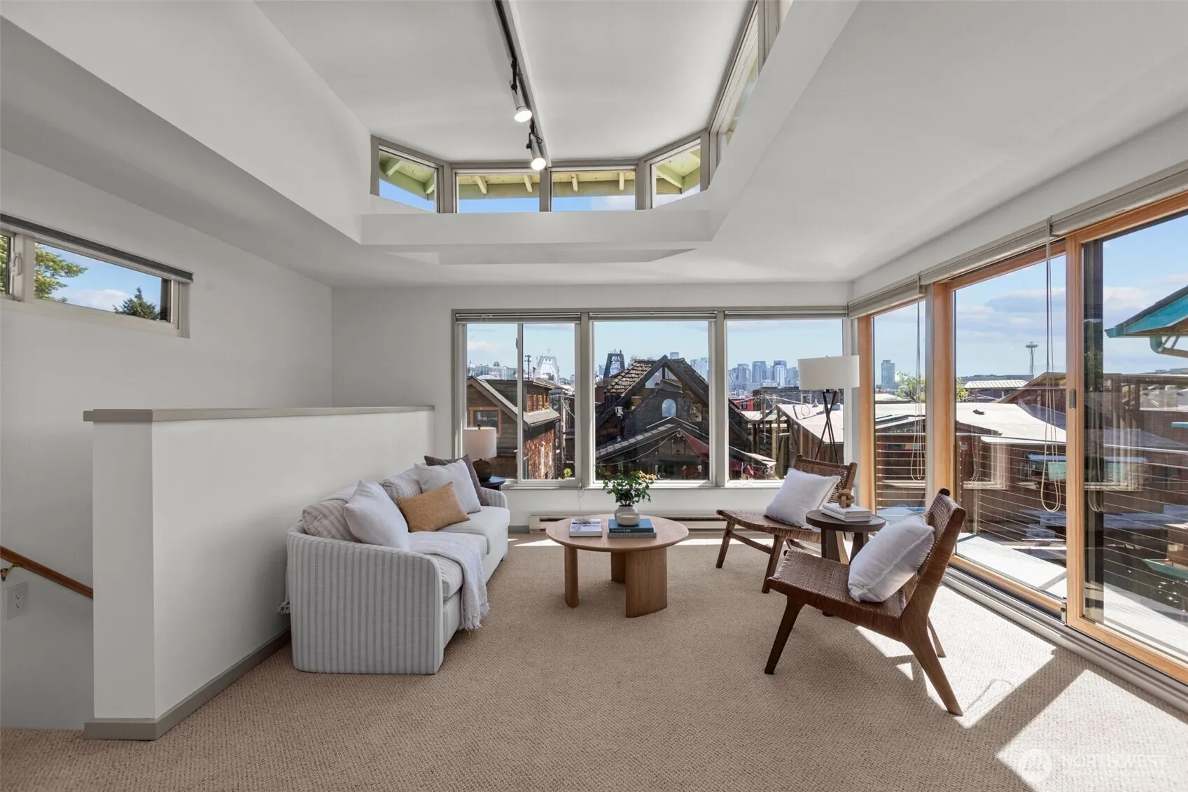 Property photo for 2025 Fairview Avenue E #e, Seattle photo 4