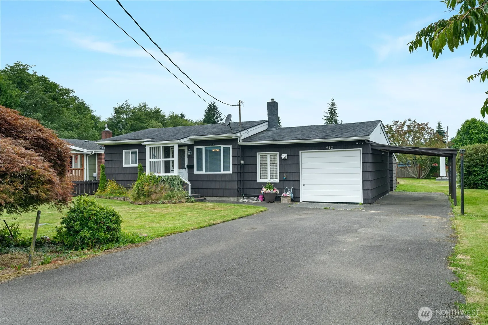 Property photo for 912 & 908 3rd Street, Hoquiam