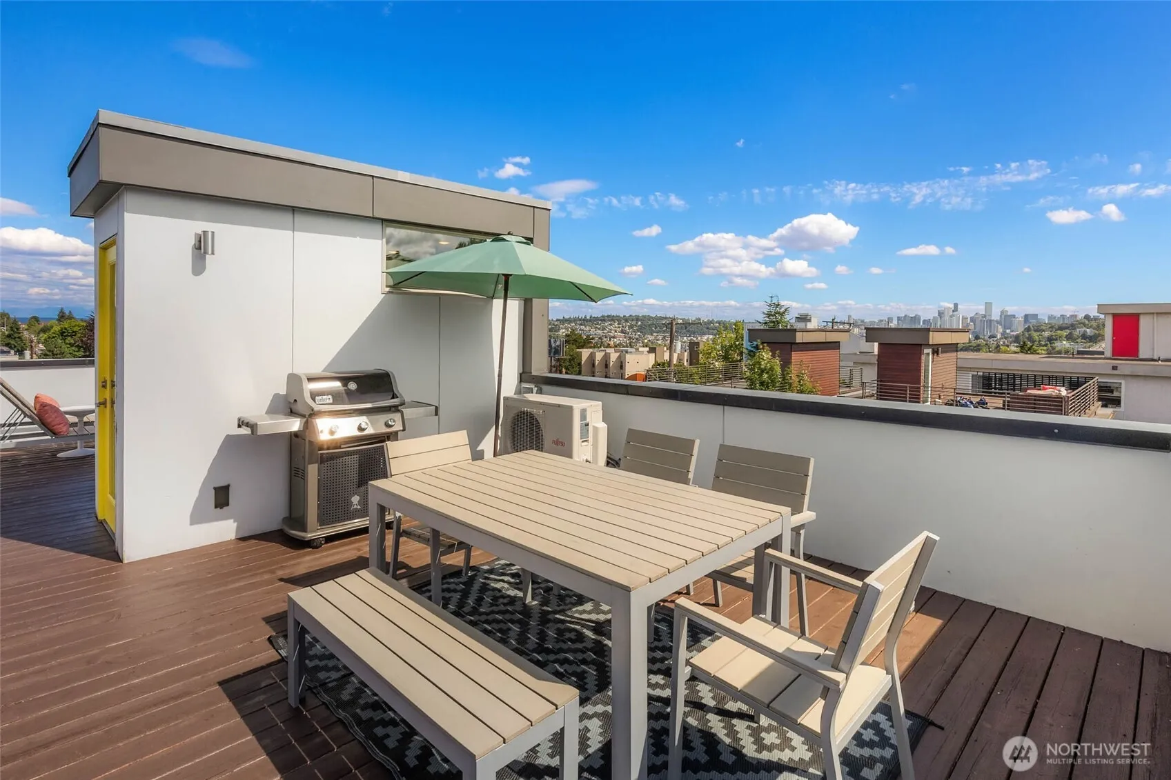 Property photo for 4112 Linden Avenue N #a, Seattle photo 4