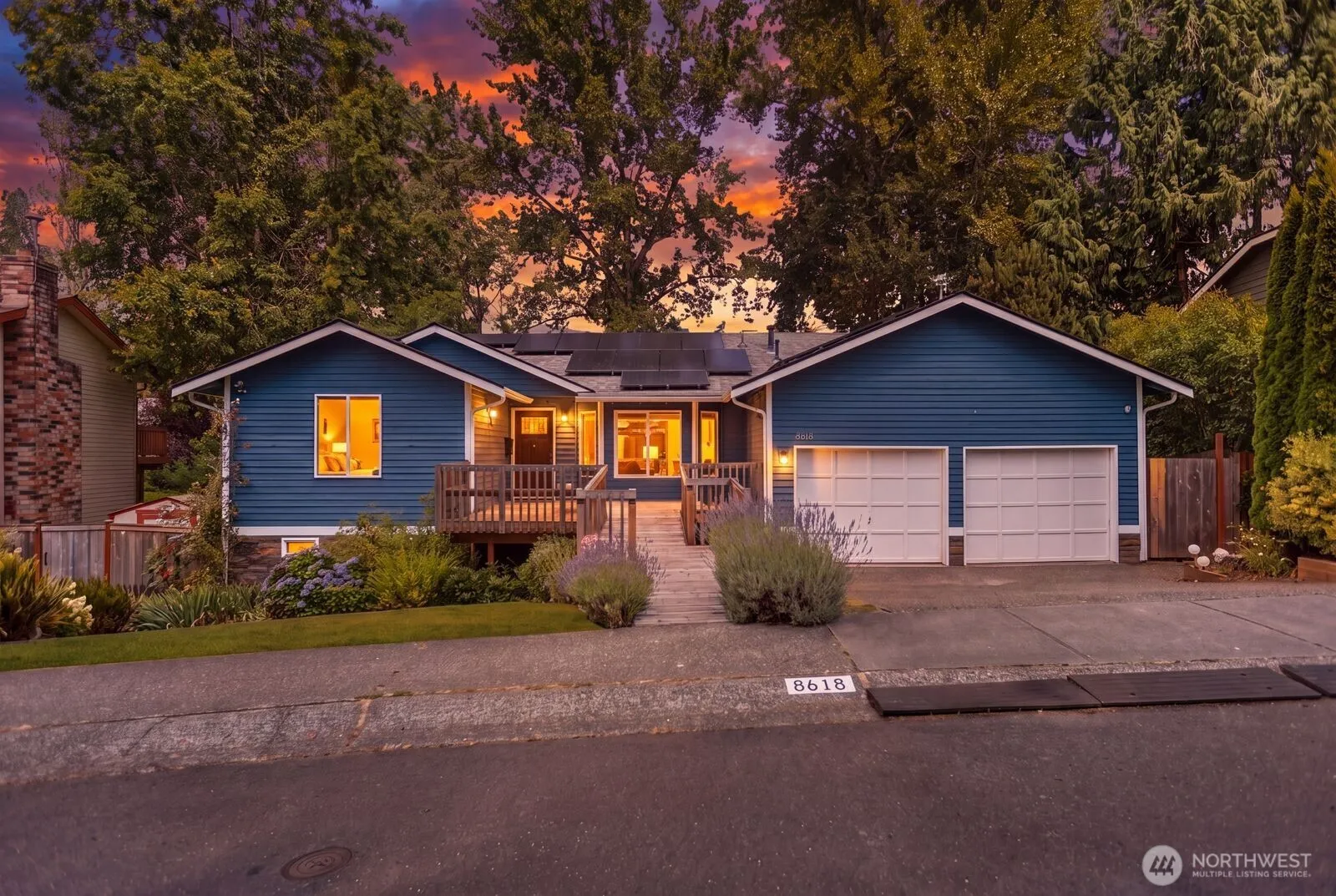 Property photo for 8618 Ne 143rd Street, Kirkland