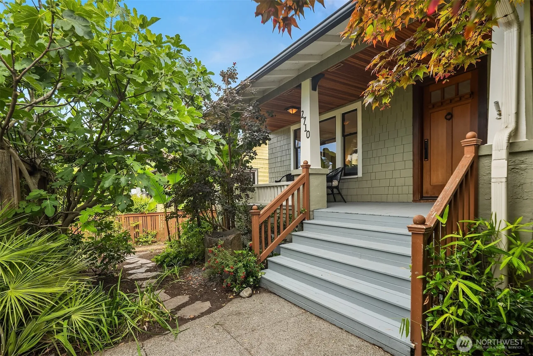 Property photo for 2017 18th Avenue S, Seattle photo 2