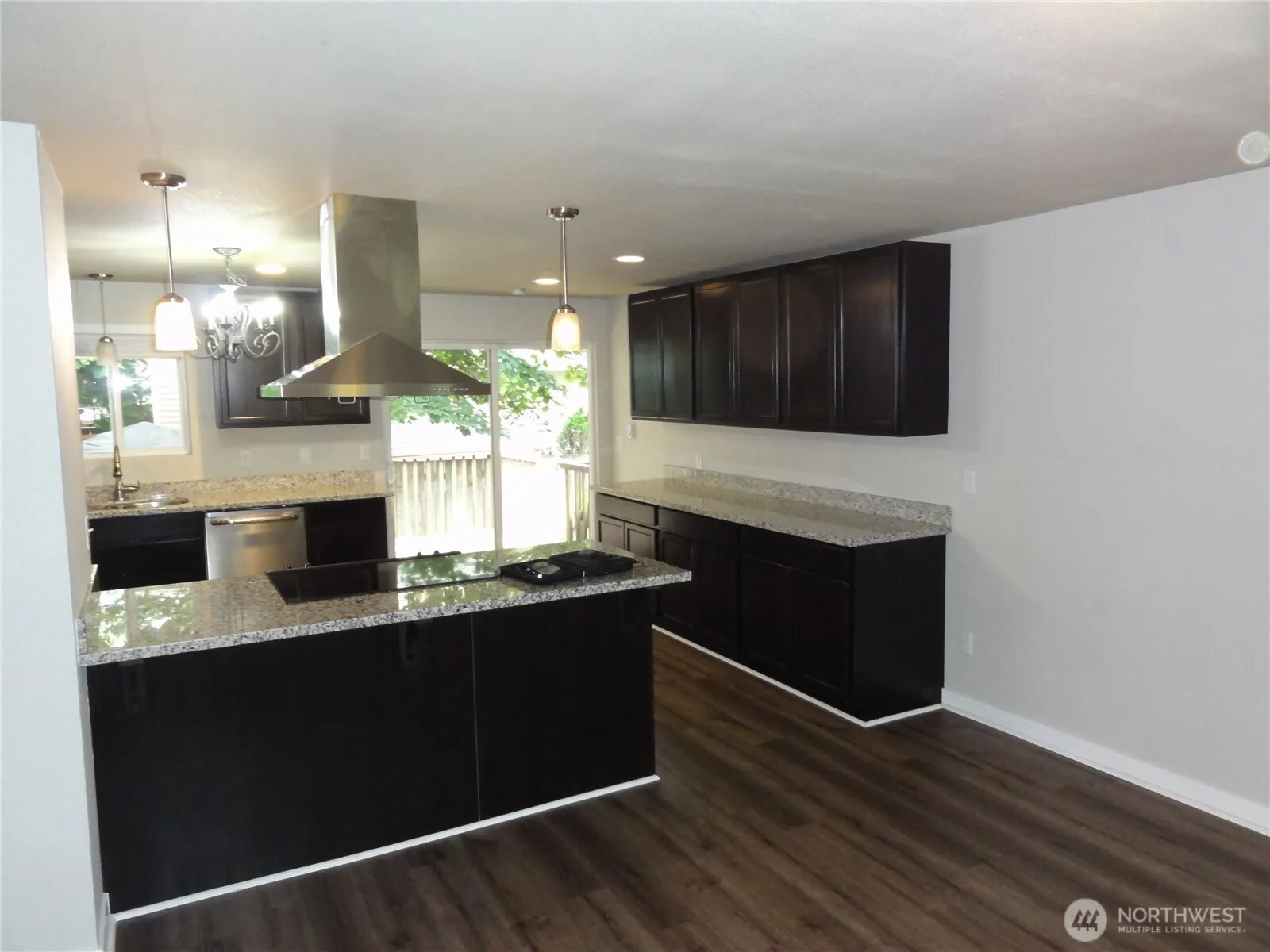 Property photo for 21627 Se 271st Street, Maple Valley photo 4