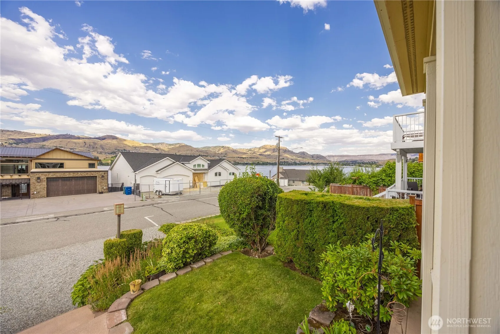 Property photo for 2109 W Terrace Avenue, Chelan photo 3
