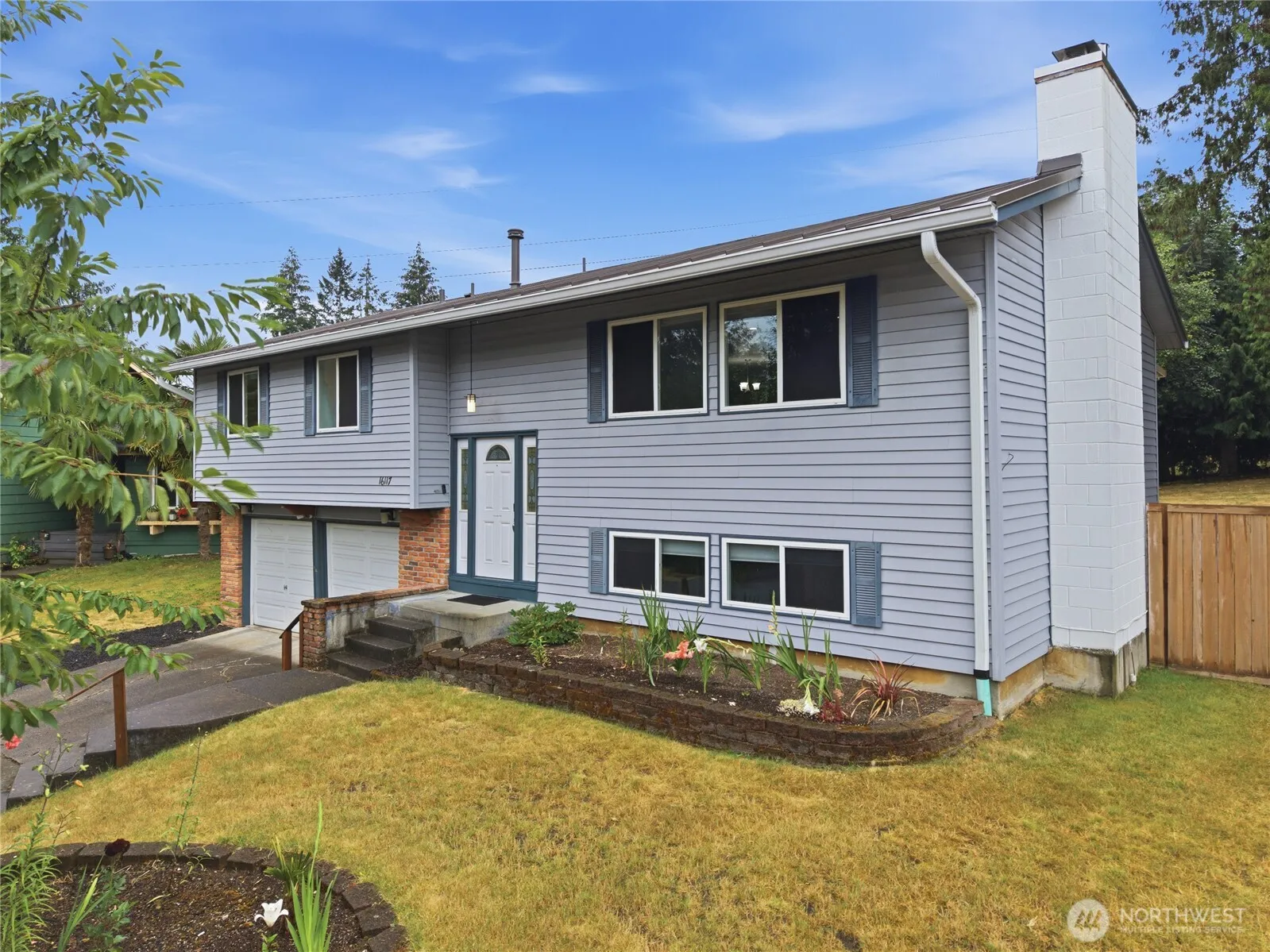 Property photo for 16117 131st Place Se, Renton photo 2
