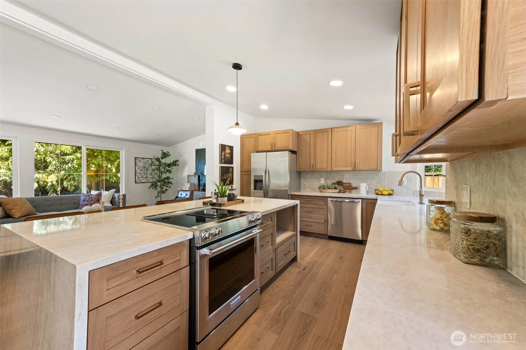 Property photo for 8655 Ne 170th Street, Kenmore photo 5