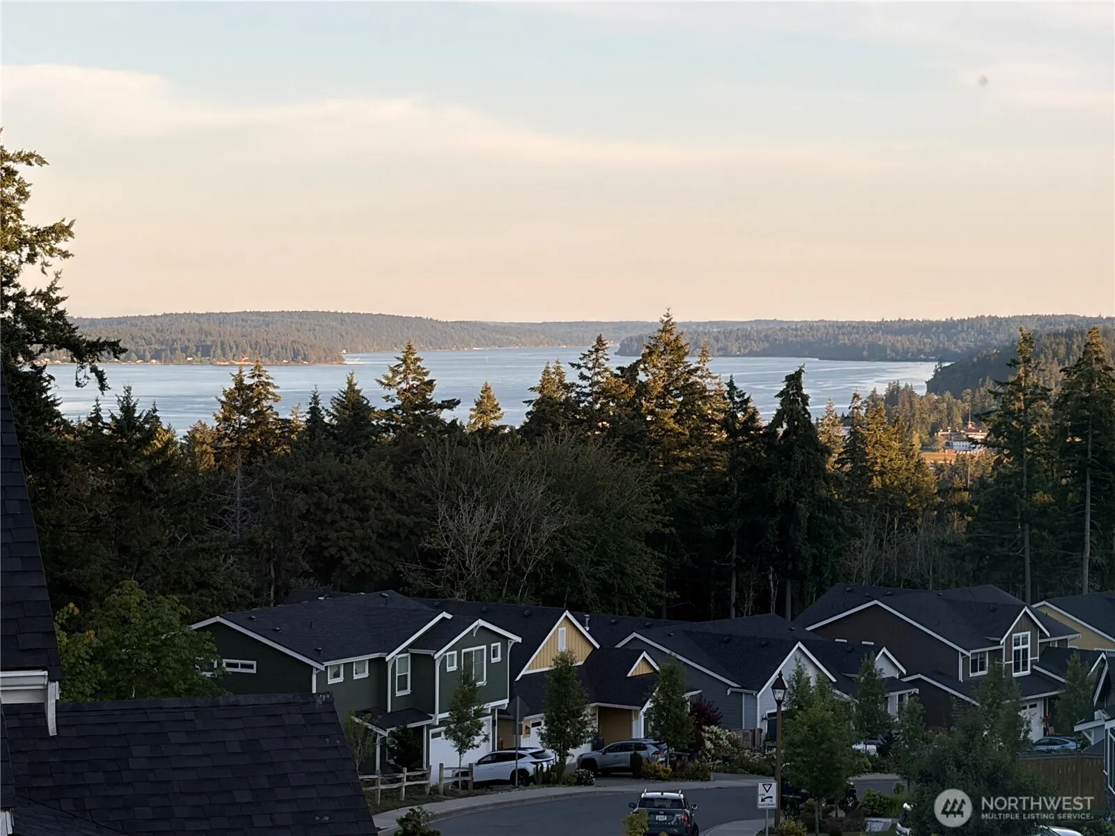 Property photo for 17957 Sunrise Ridge Avenue Ne, Poulsbo photo 3