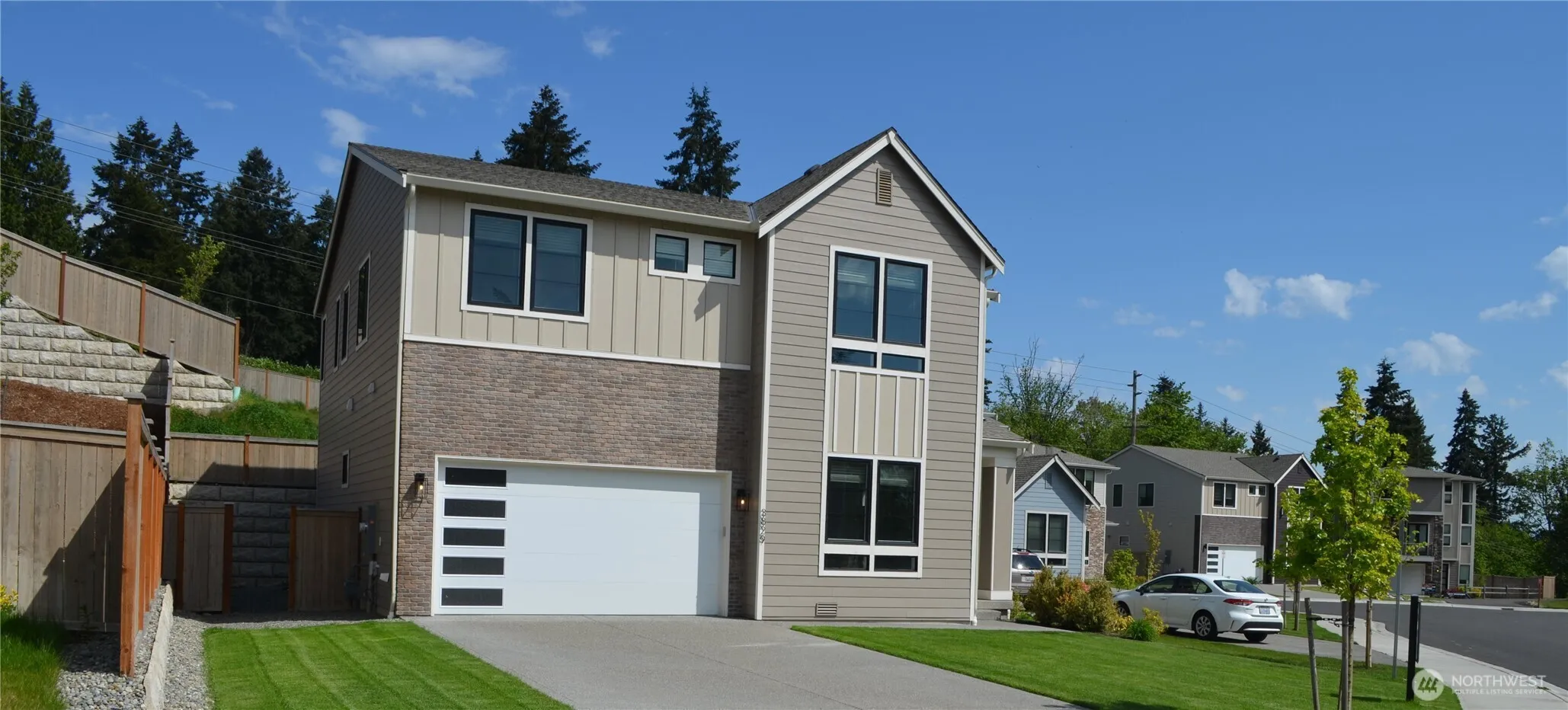 Property photo for 3829 95th Avenue E, Edgewood