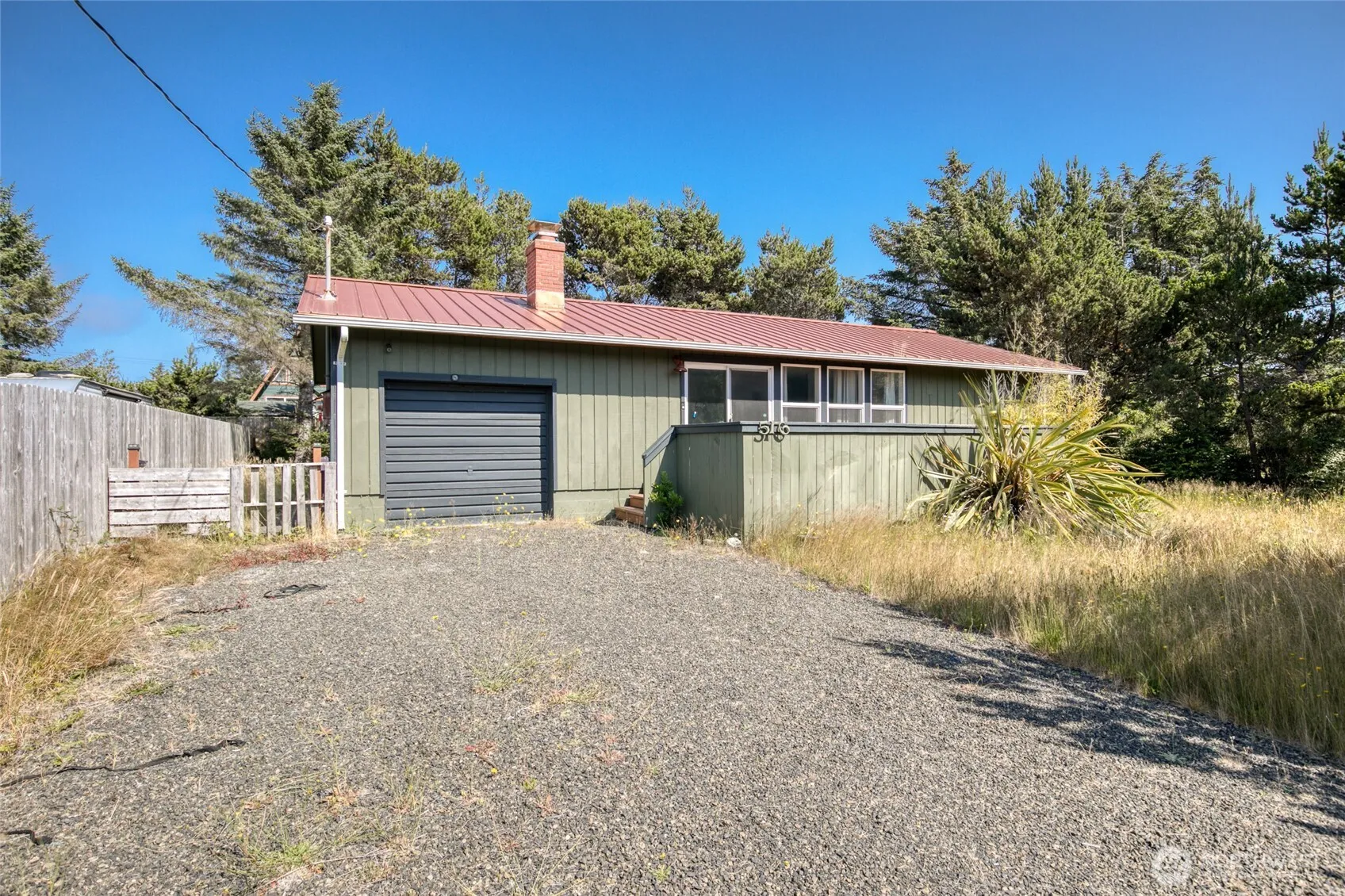 Property photo for 516 Sand Dune Avenue Sw, Ocean Shores photo 2