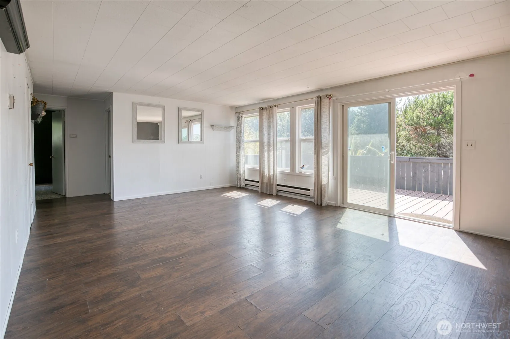 Property photo for 516 Sand Dune Avenue Sw, Ocean Shores photo 3