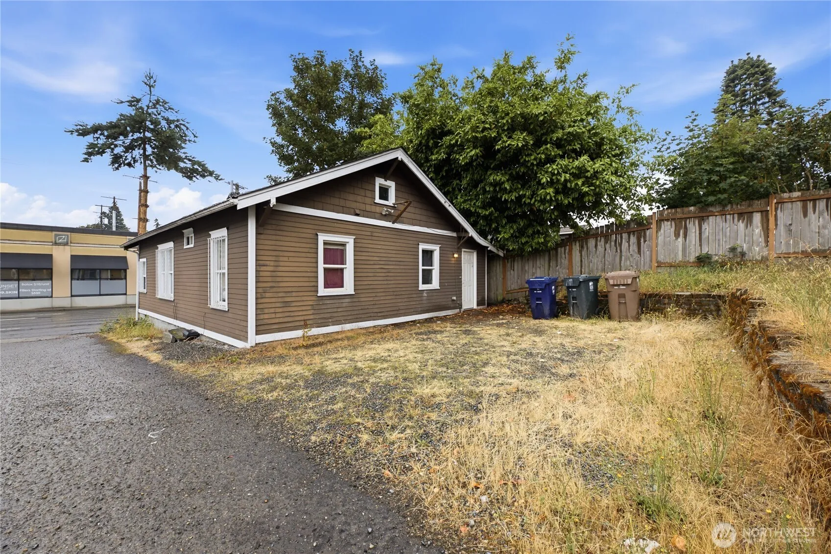 Property photo for 1210 S Union Avenue, Tacoma photo 3