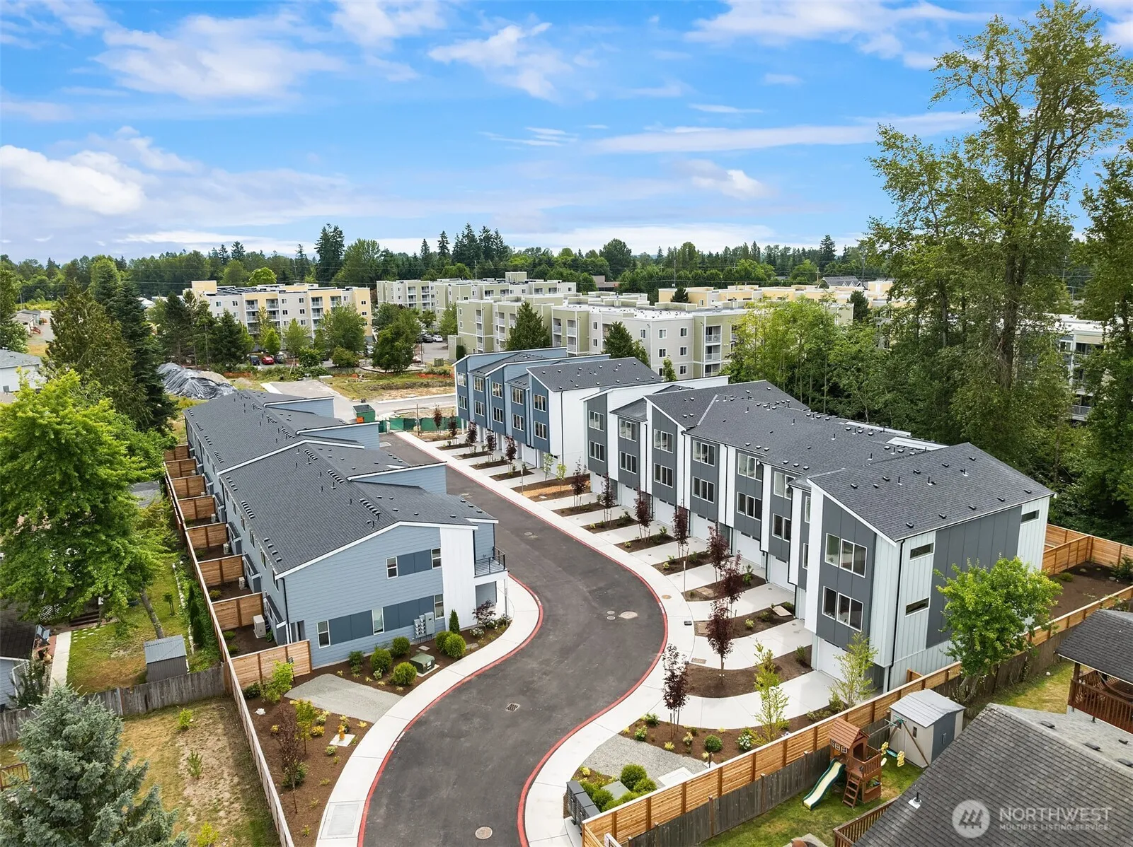 Property photo for 1520 Hollow Dale Place #d, Everett