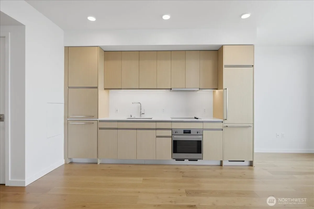 Property photo for 1808 Minor Avenue #3309, Seattle photo 3