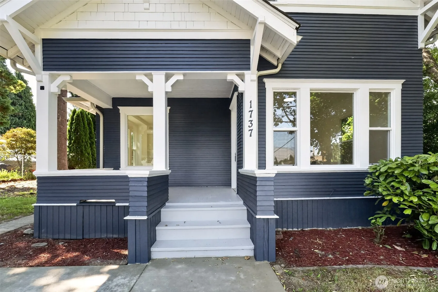 Property photo for 1737 6th Street, Bremerton