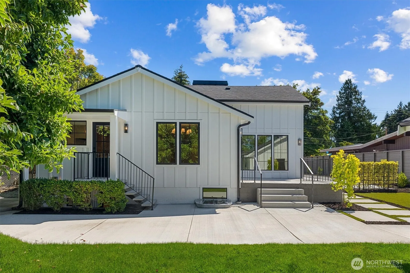 Property photo for 7743 Seward Park Avenue S, Seattle photo 5