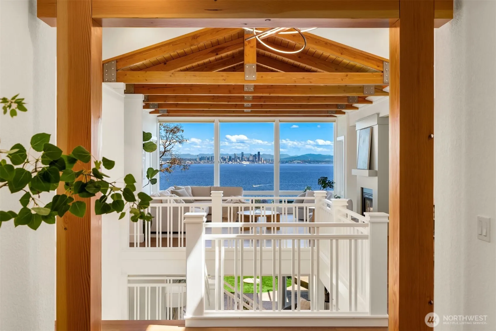 Property photo for 7464 Madrona Drive Ne, Bainbridge Island photo 5