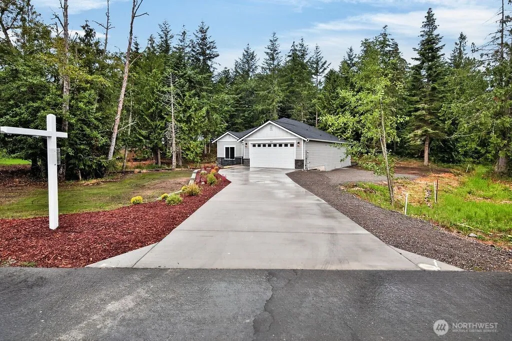 Property photo for 154 Shauna Place, Sequim photo 3