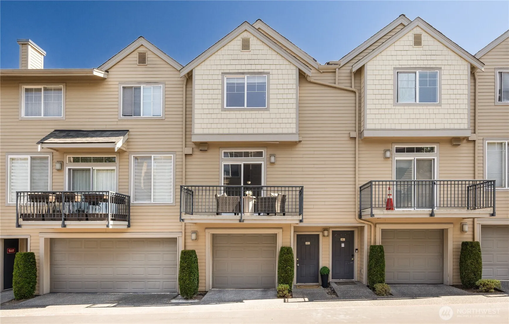 Property photo for 12330 Ne 92nd Lane #402, Kirkland