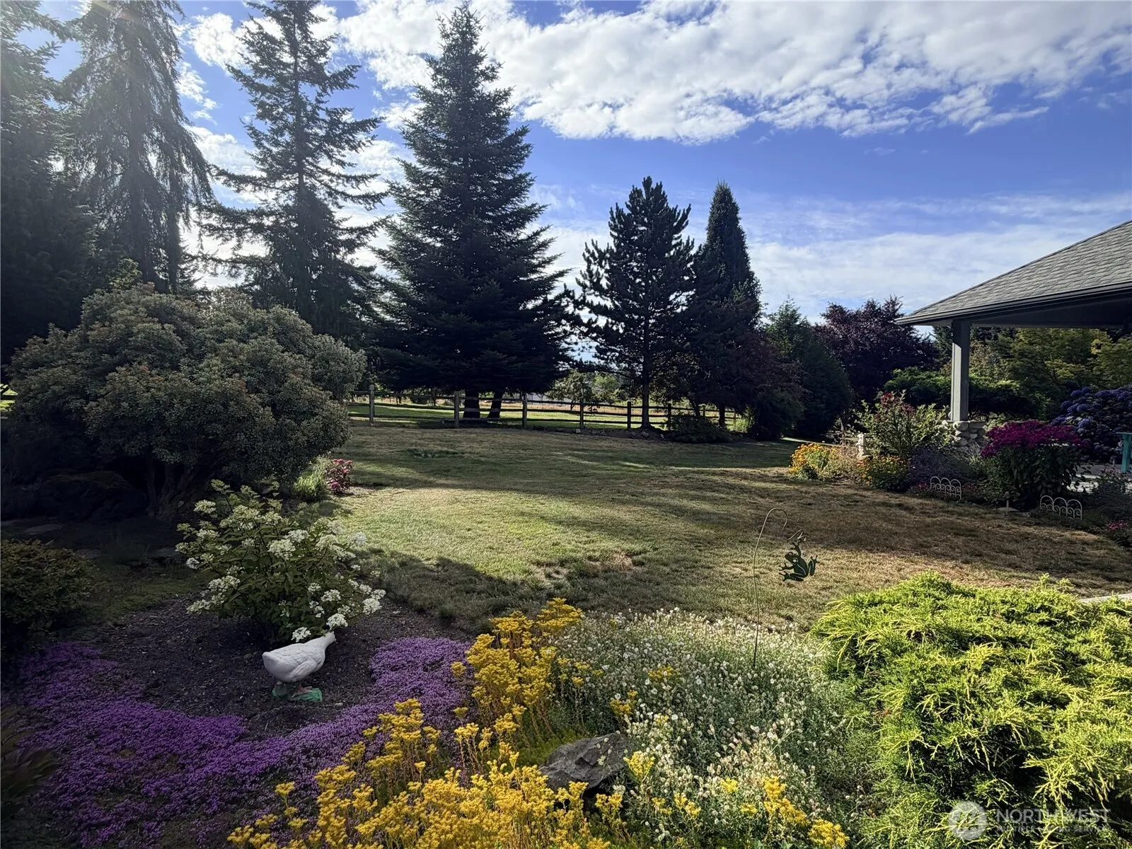 Property photo for 19011 32nd Avenue Nw, Stanwood photo 5
