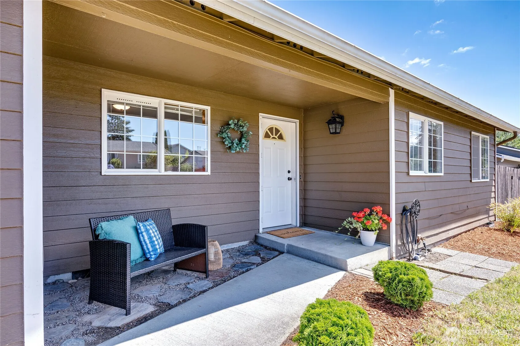 Property photo for 19782 Mosjon Circle Ne, Poulsbo photo 4