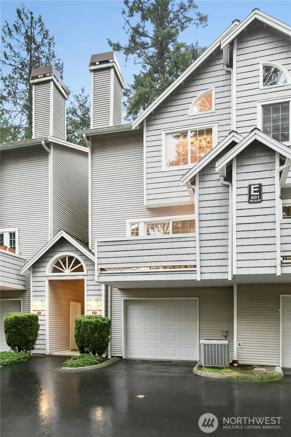 Property photo for 601 12th Avenue Nw #e4, Issaquah photo 2