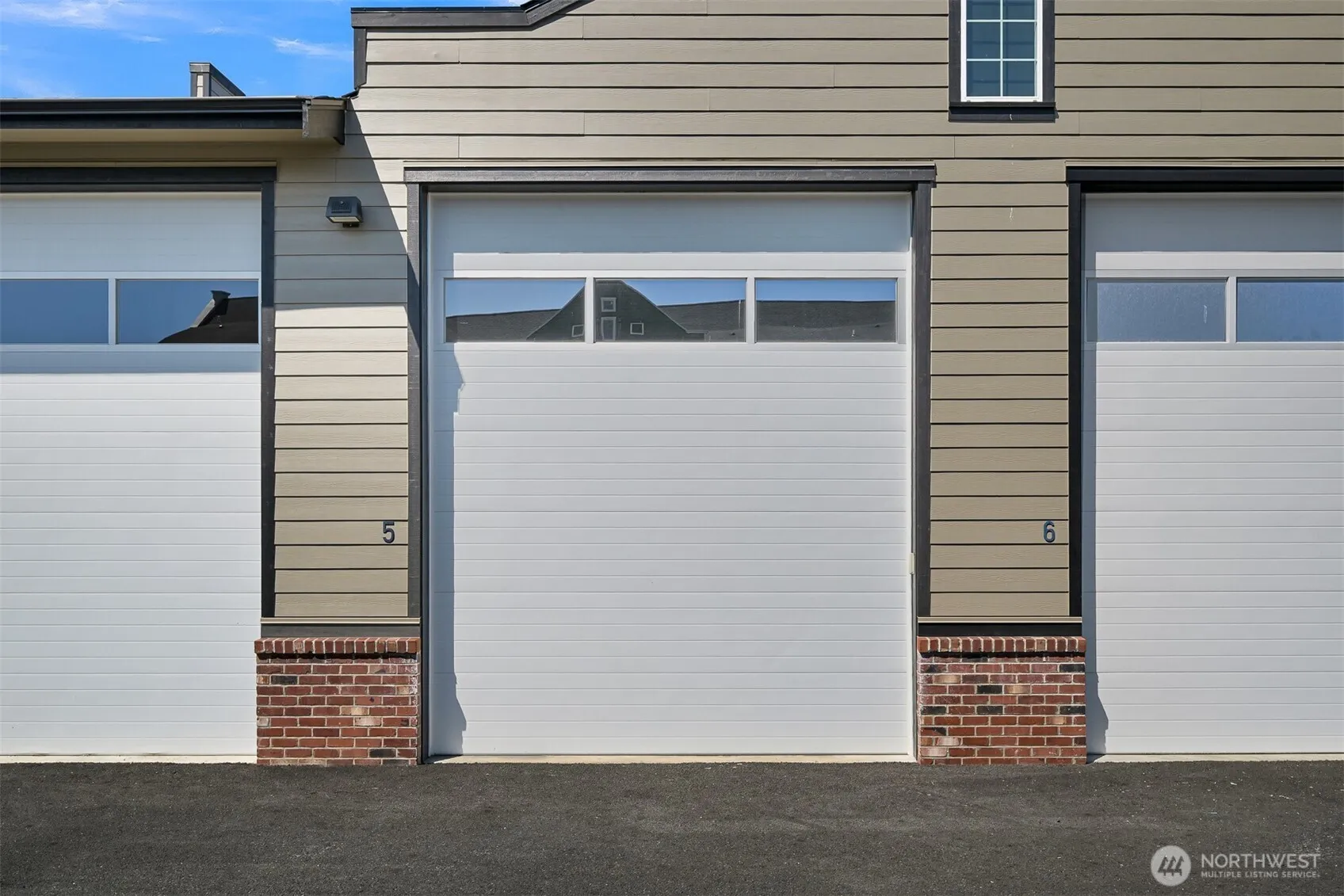 Property photo for 2203 Mercedes Drive #5, Lynden photo 3