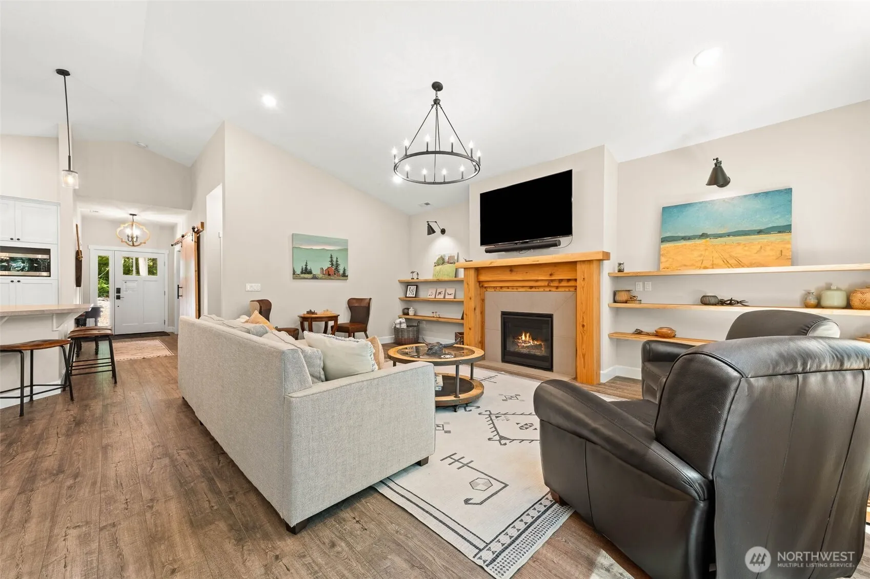 Property photo for 632 E Pointes Drive W, Shelton photo 3