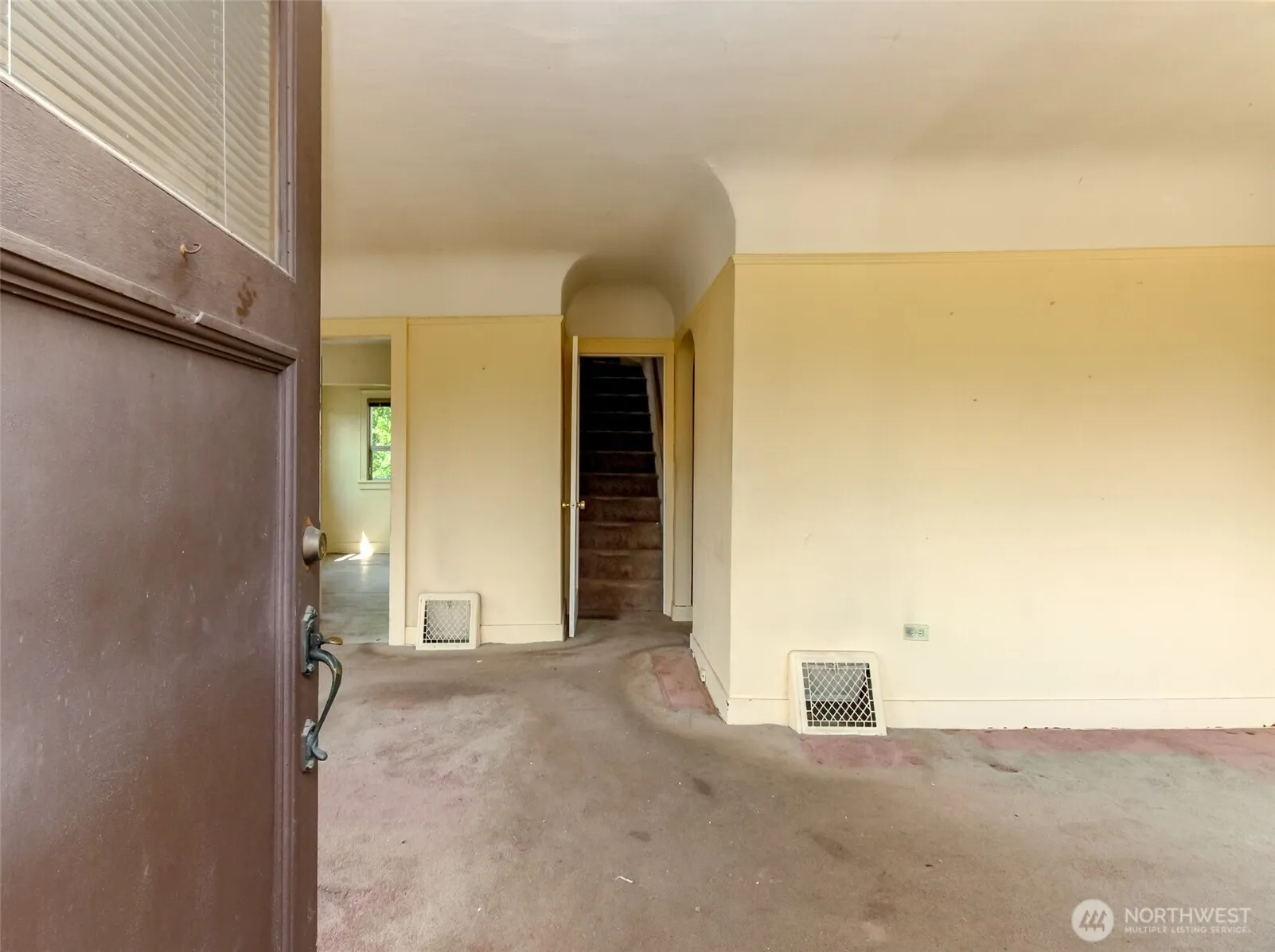 Property photo for 7015 12th Avenue Sw, Seattle photo 3