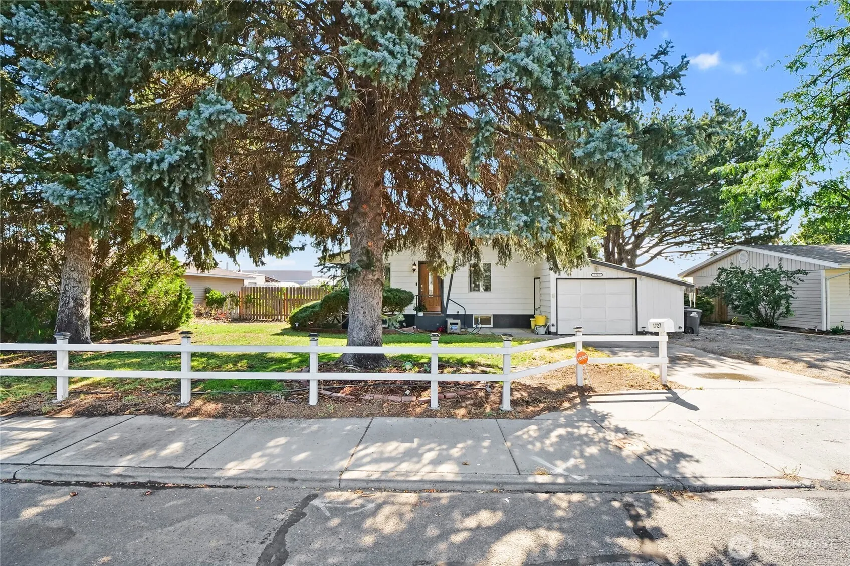 Property photo for 1727 S Monroe Street, Moses Lake photo 4
