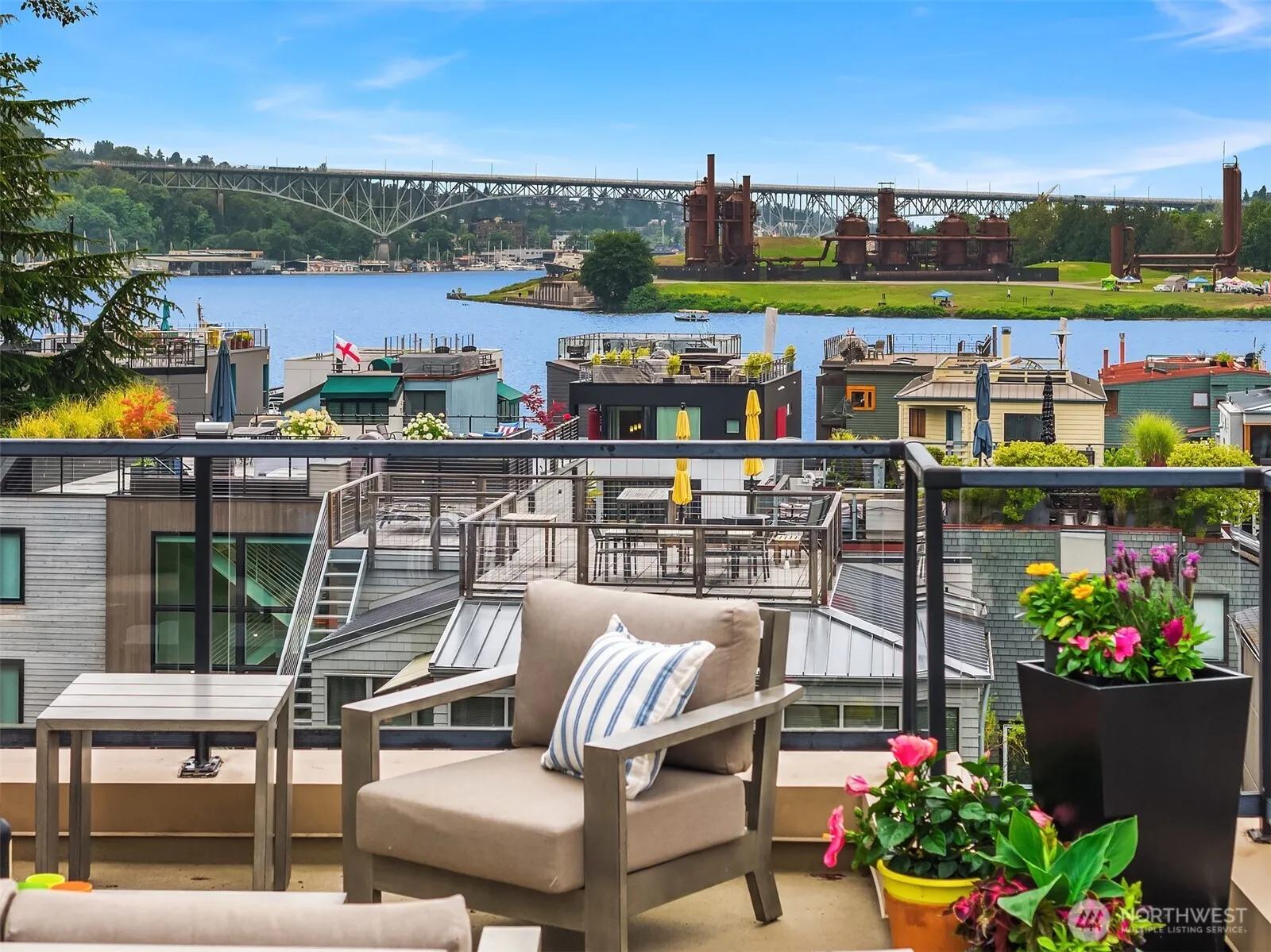 Property photo for 80 E Roanoke Street #2, Seattle