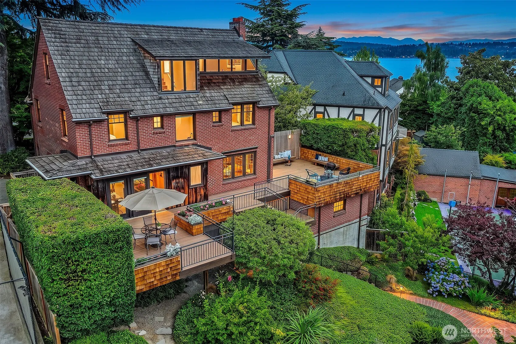 Property photo for 5201 Ne 43rd Avenue, Seattle