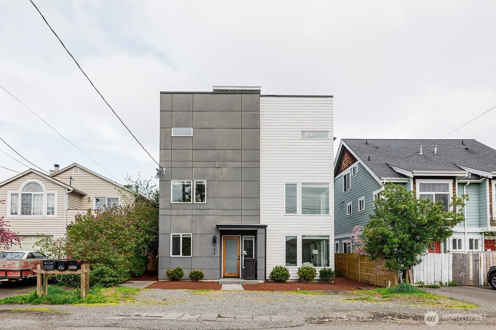 Property photo for 522 N 104th Street, Seattle
