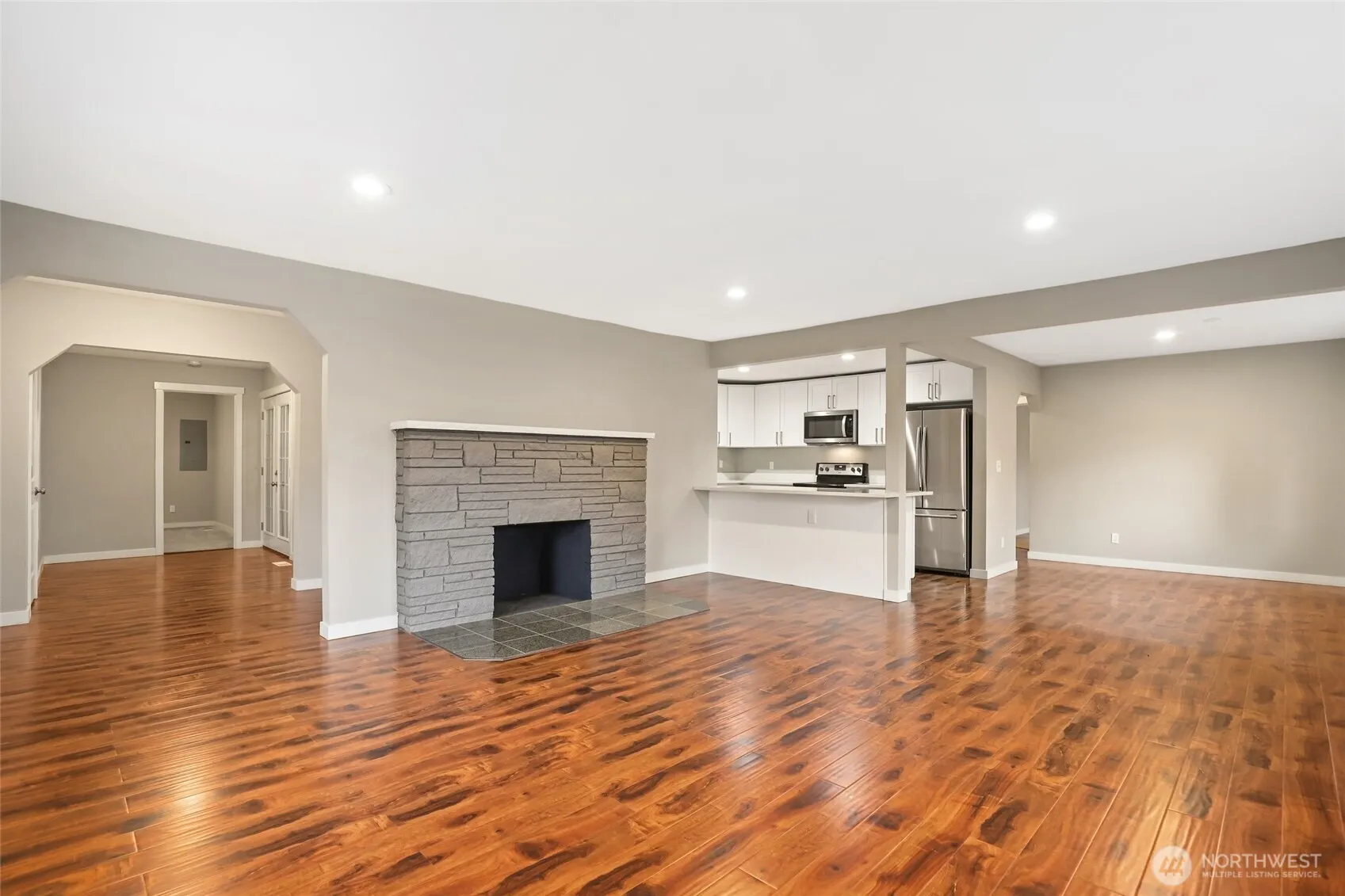 Property photo for 6615 S Huson Street, Tacoma photo 4