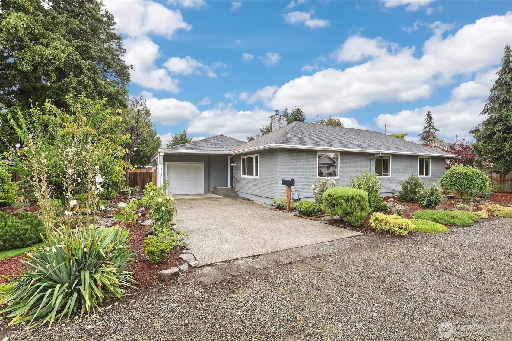 Property photo for 6615 S Huson Street, Tacoma photo 2