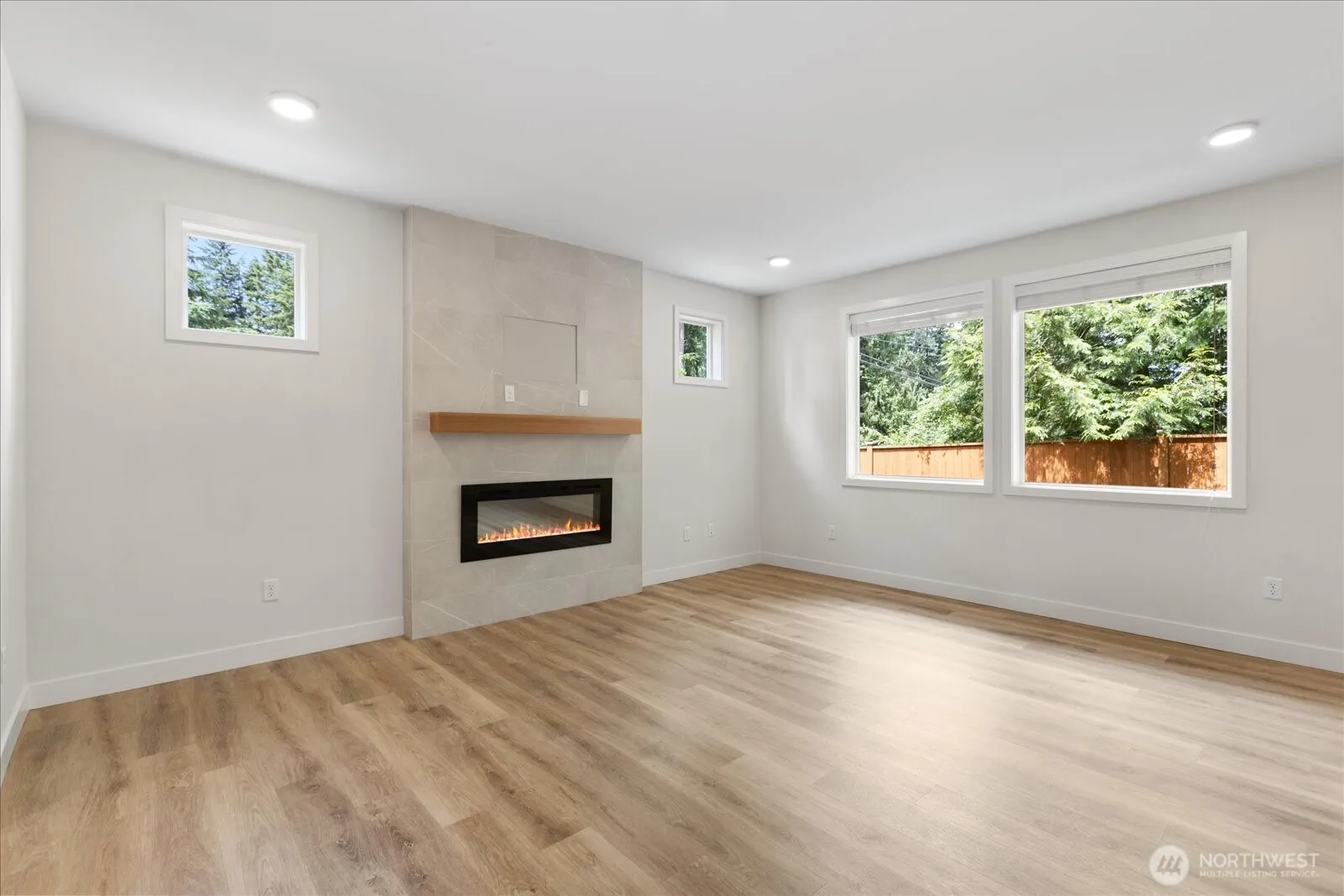 Property photo for 121 171st Place Sw #a, Bothell photo 4